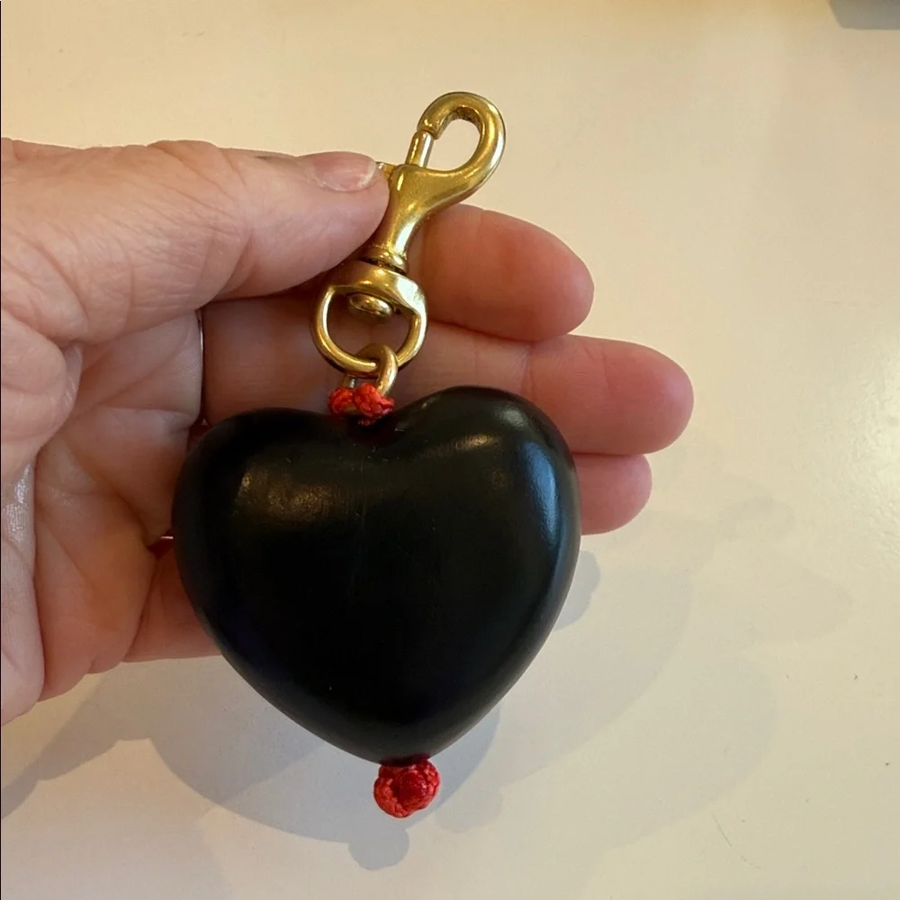 Clare V Black Heart Keychain with Gold Clasp - Picture 3 of 6